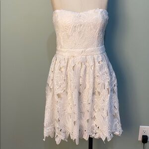 NWT Sans Souci‎ white strapless floral dress